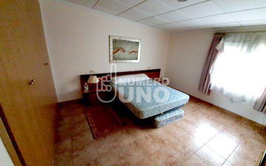 REF. T-0023-R<BR> TERRENO CON VIVIENDA Y NAVE EN ALMUDAINA