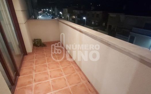 REF. F-0040-R <BR> PISO EN MURO