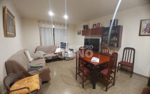 REF. F-0040-R <BR> PISO EN MURO