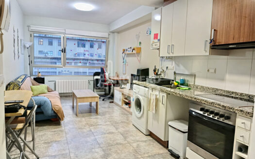 A-0370-R <BR>ESTUDIO EN ZONA CENTRO