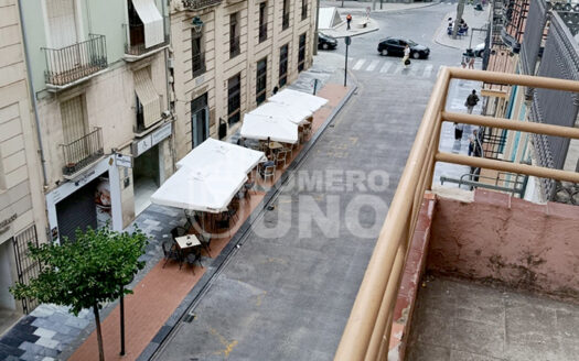 REF. A-0372-R<Br> EDIFICIO ZONA CENTRO