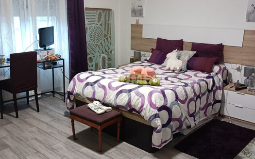 REF. B-0490-D<Br> PISO ZONA ENSANCHE