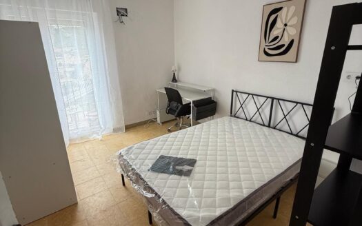 ALQ-0002-E<Br> HABITACIONES PARA ESTUDIANTES CERCA DE LA UNIVERSIDAD
