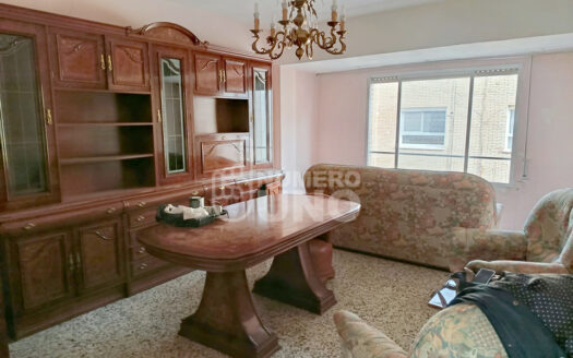 C-0469-R PISO EN ZONA SANTA ROSA