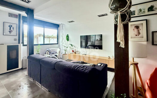 C-0471-M PISO EN ZONA SANTA ROSA